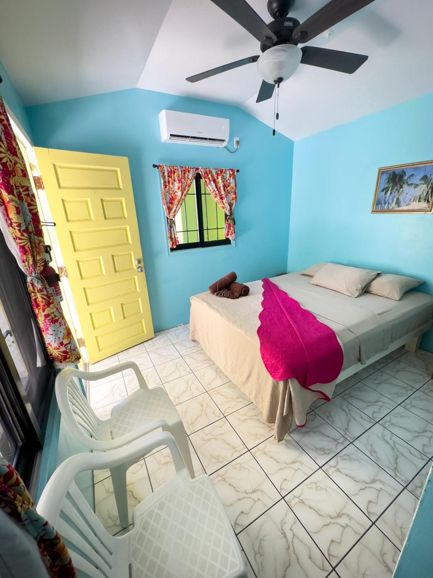Barefoot Beach Belize Кей-Колкер Екстер'єр фото